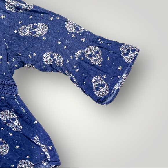 Torrid Blue Top Skulls Graphic - Picture 14 of 16